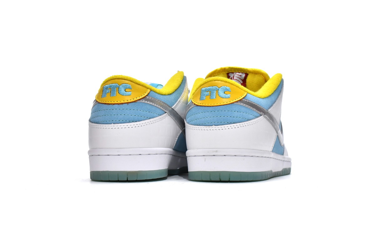 Get Nike SB Dunk Low Pro FTC Lagoon Pulse DH7687-400