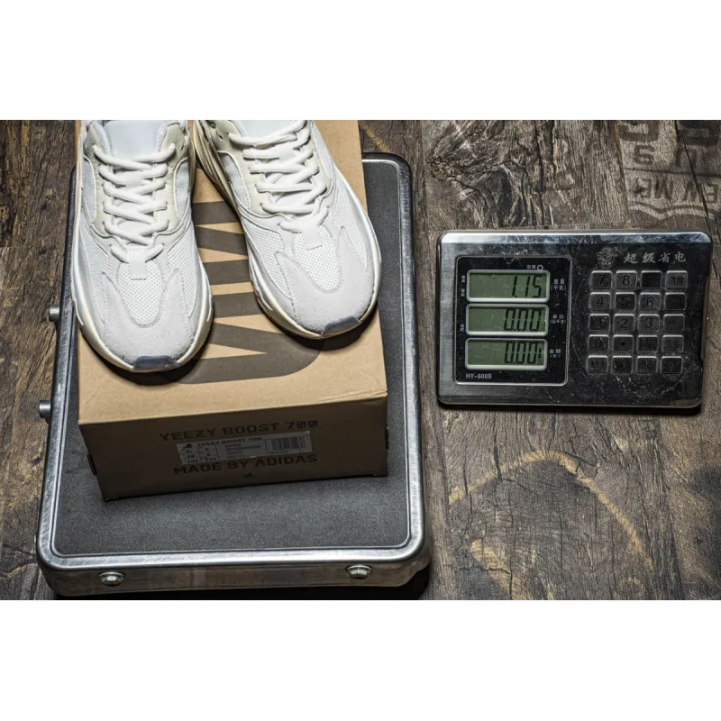 Get Yeezy Boost 700 Analog EG7596