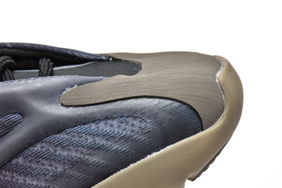 Get Yeezy 700 V3 Fade Carbon GW1814