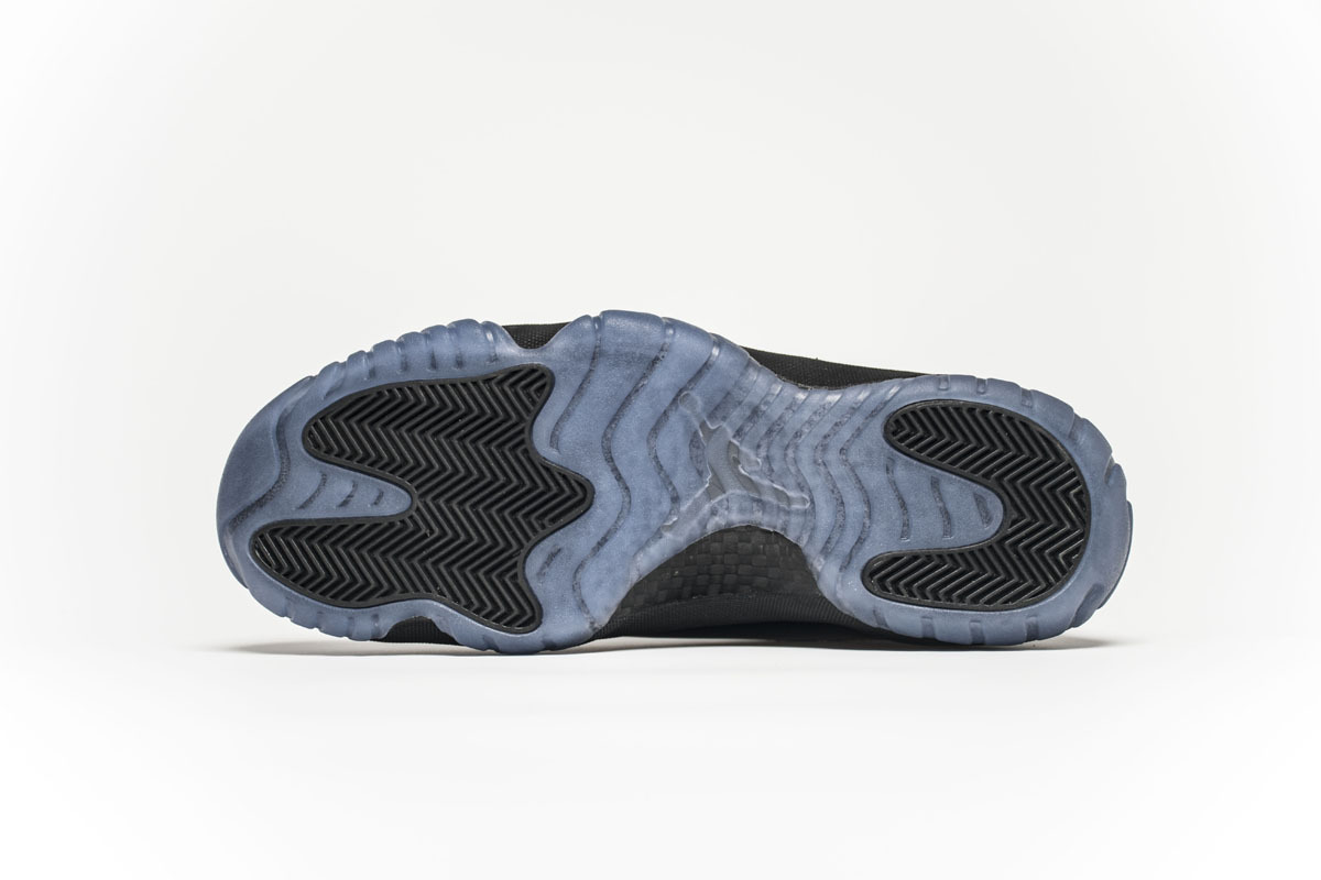 Get Air Jordan 11 Retro Cap and Gown 378037-005