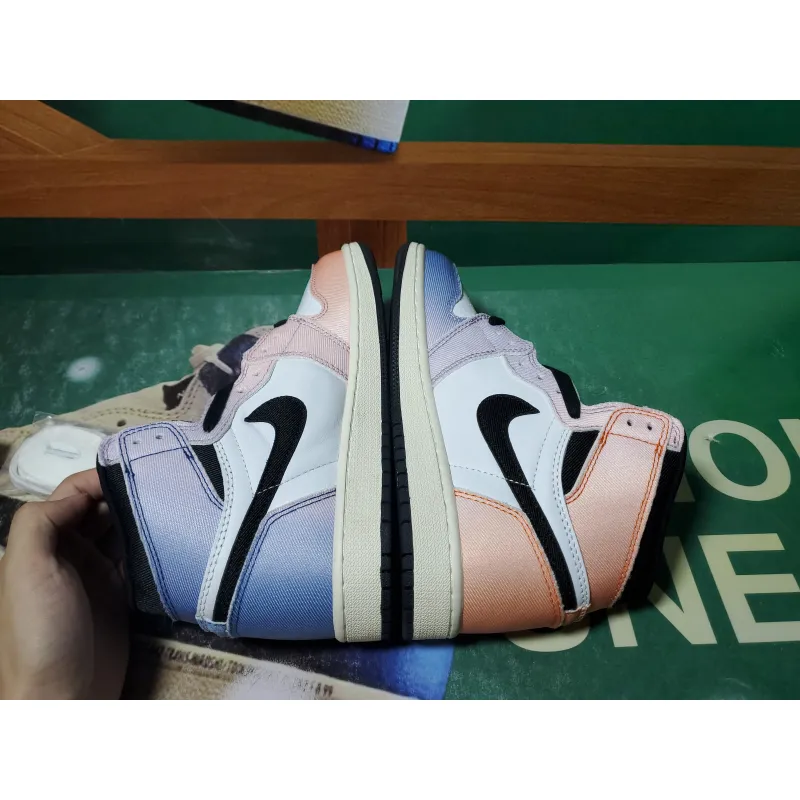 LJR Air Jordan 1 Retro High OG Skyline DX0054-805