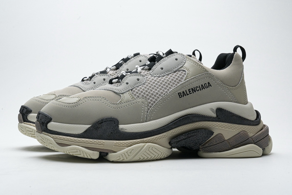 Get Balenciaga Triple S Silvery 584088 W09O1 1900