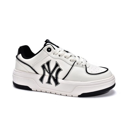 MLB x Giay CHUNKY LINER New York Yankees 3ASXCA12N-50WHS 02