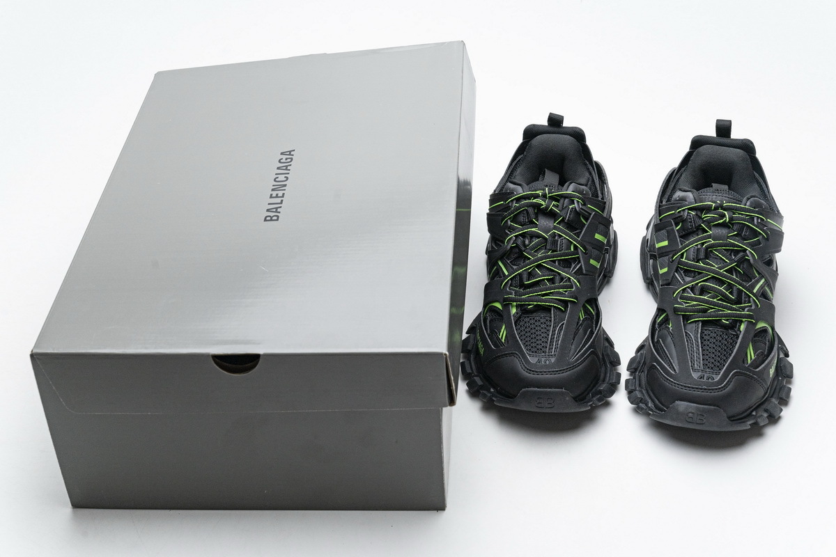 Get Blenciaga Track 2 Sneaker Black Green（No lights）568615 W2MA1 5610