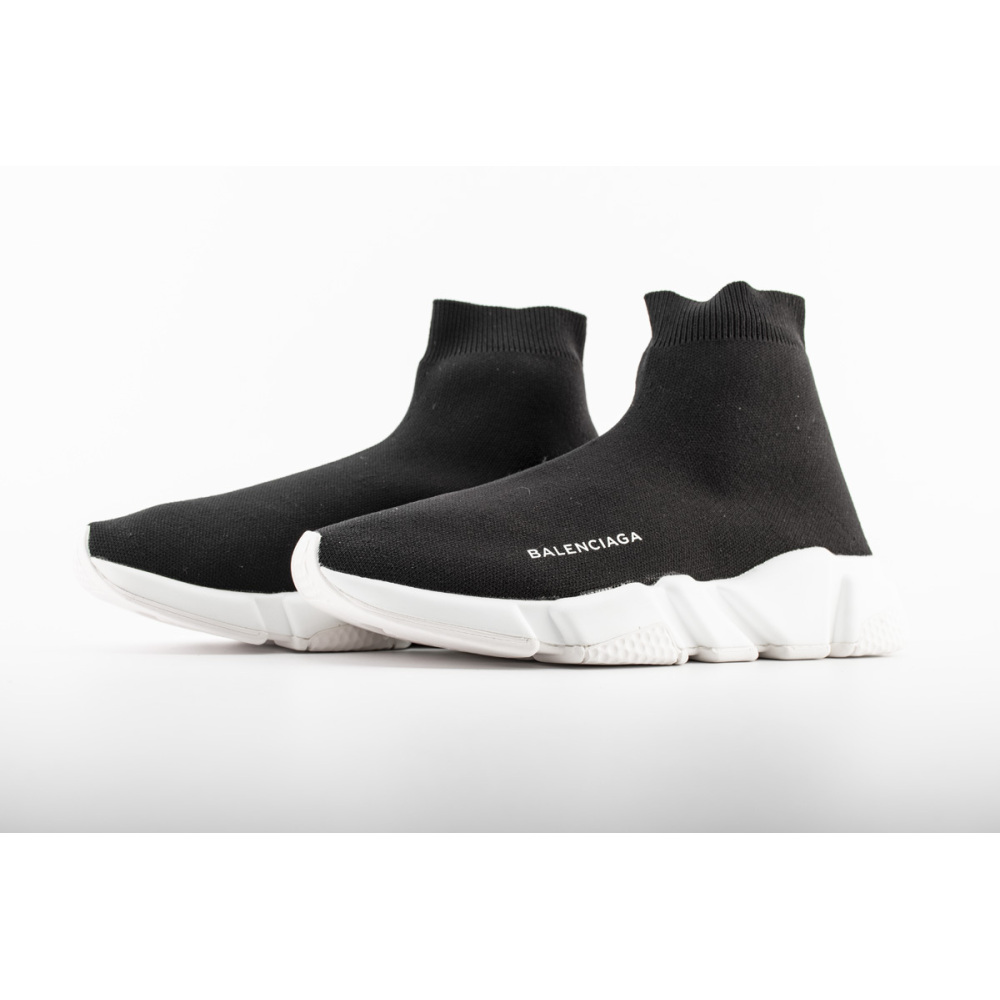 Get Balenciaga Speed Runner 54