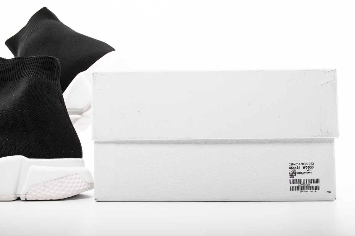 Get Balenciaga Speed Runner 54