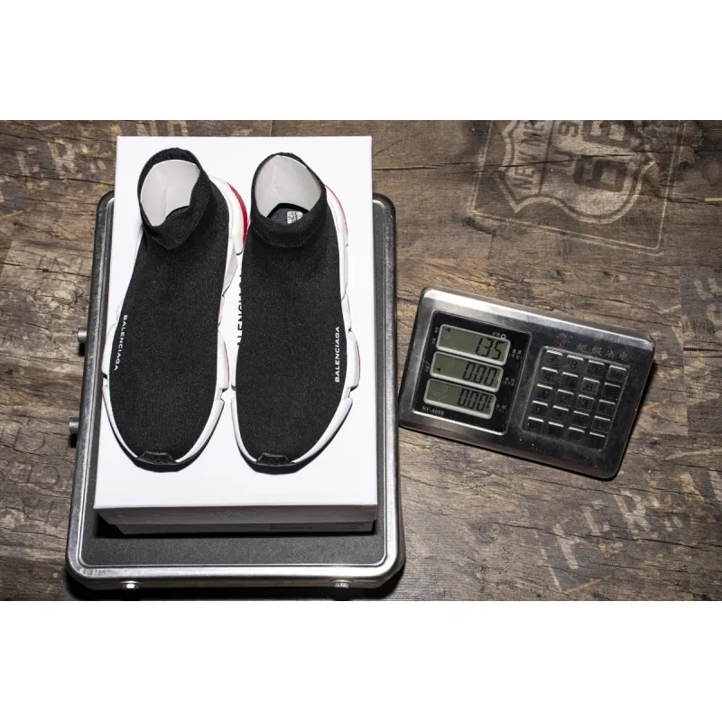 Get Top Originals Supplier Balenciaga Speed Runner 28