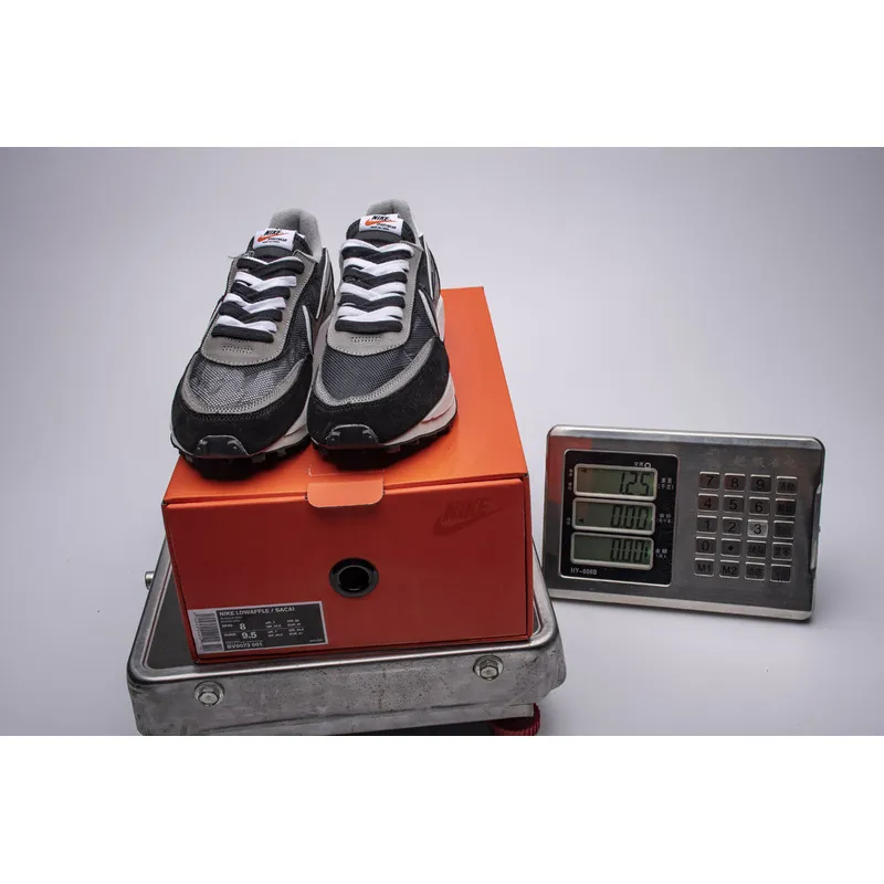 Get Nike LD Waffle sacai Black BV0073-001