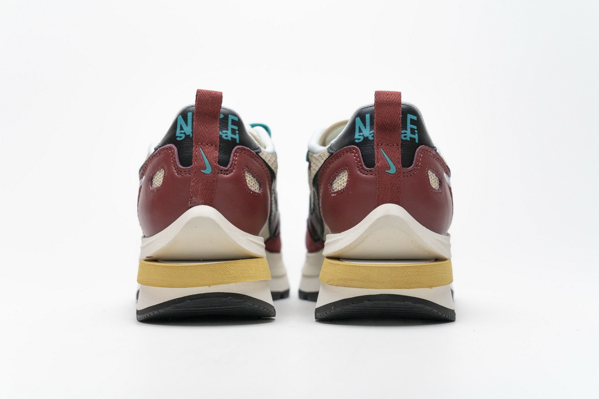 Get Sacai x Nike Pegasua Vaporfly Villain Red Yellow Green CI9928-301