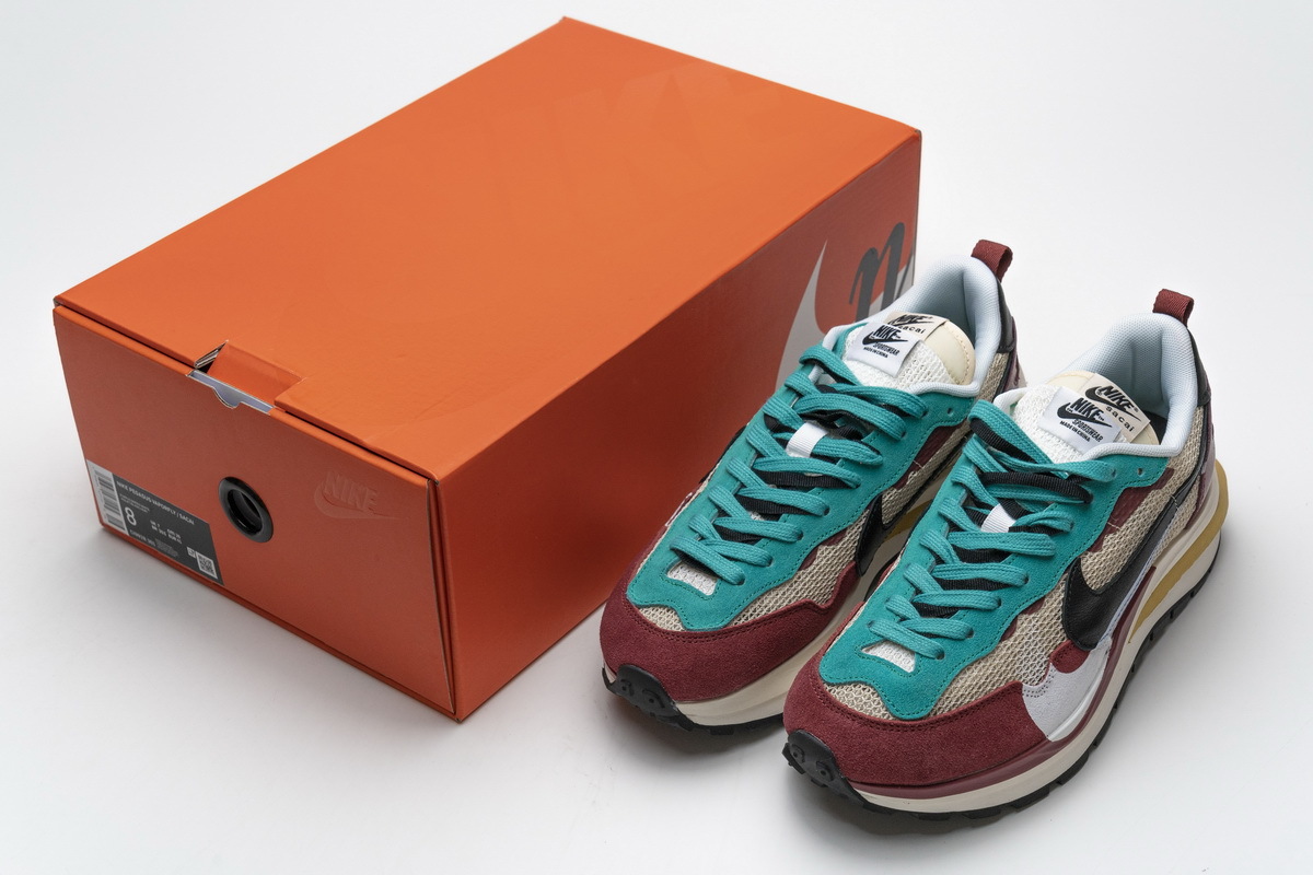 Get Sacai x Nike Pegasua Vaporfly Villain Red Yellow Green CI9928-301