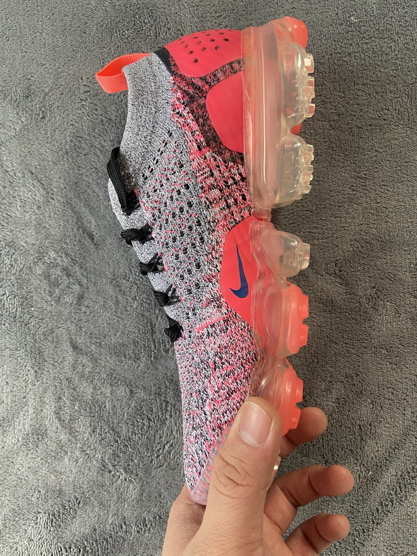 Get Nike Air VaporMax 2.0（W）Grey Pink 942843-104