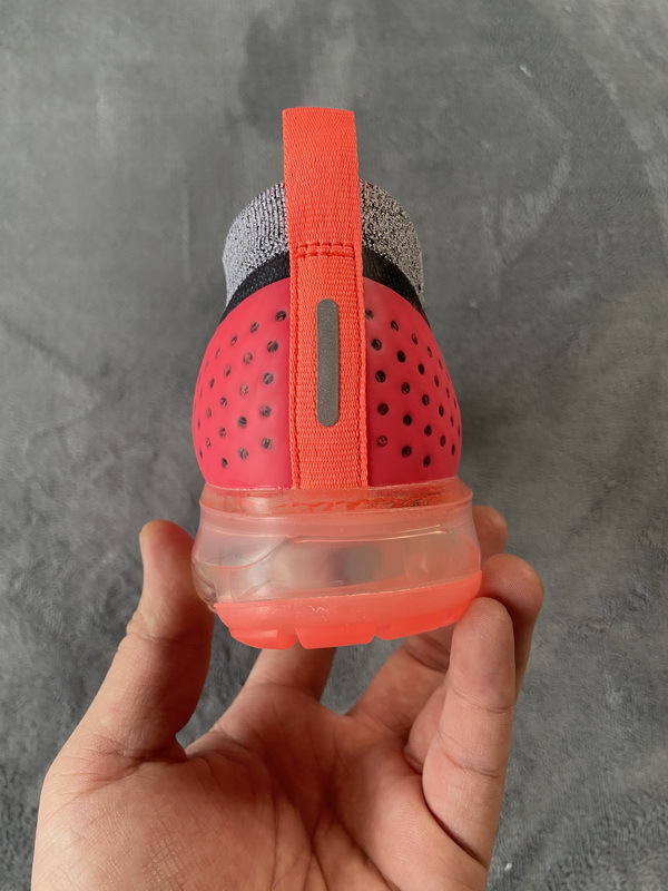 Get Nike Air VaporMax 2.0（W）Grey Pink 942843-104