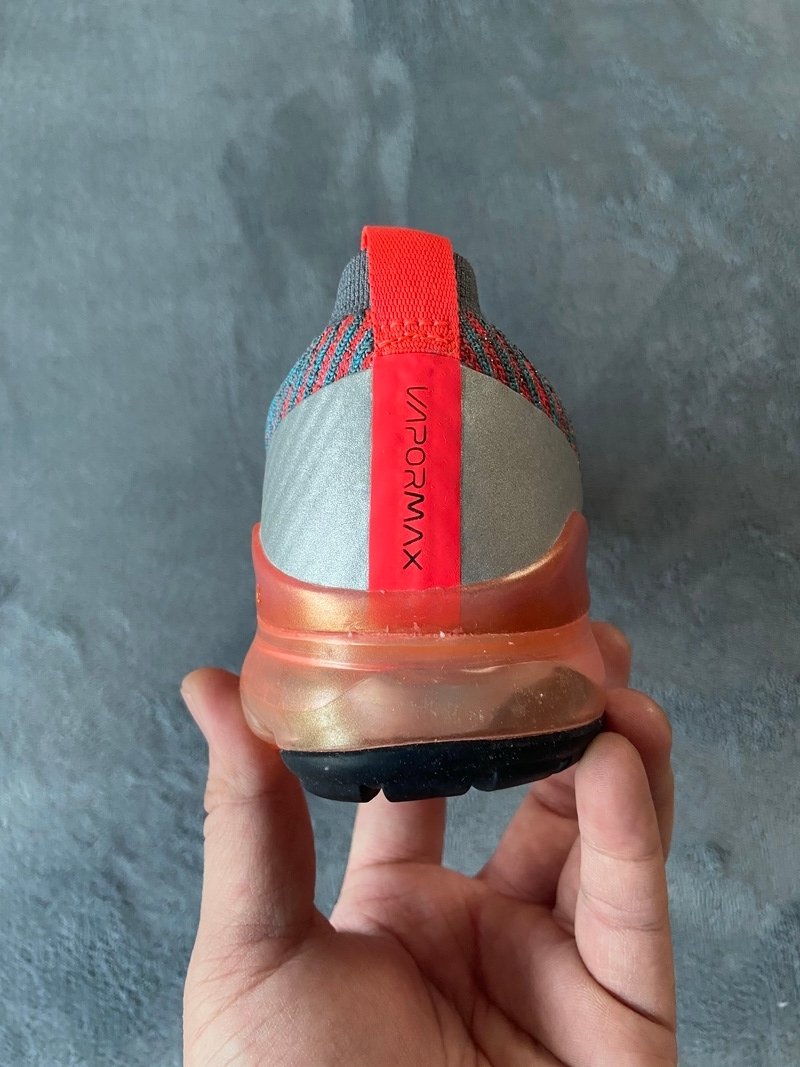 Get Nike Air VaporMax Flyknit 3.0 Flash Crimson AJ6910-601