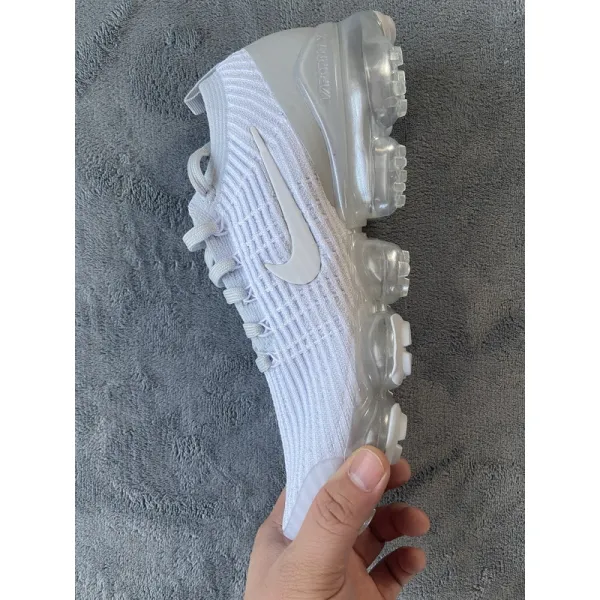 Get Nike Air VaporMax Flyknit 3.0 Silvery White AJ6900-102