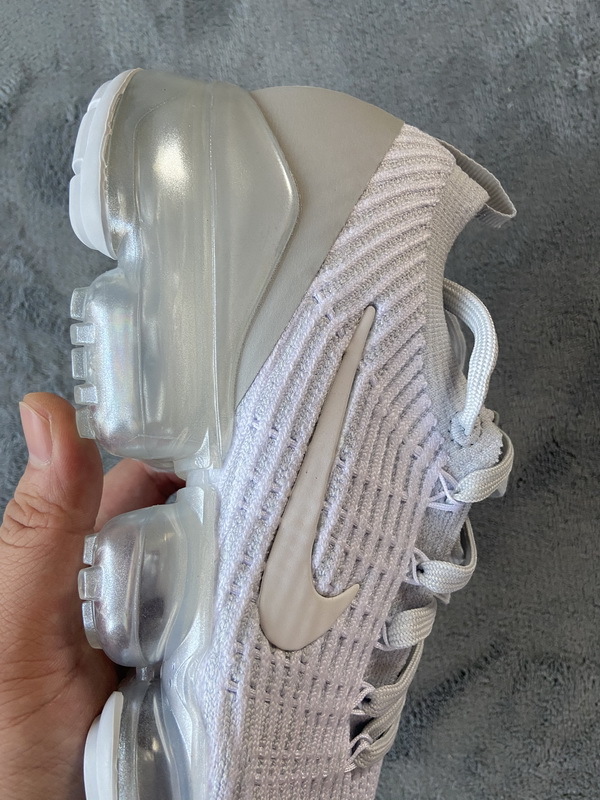 Get Nike Air VaporMax Flyknit 3.0 Silvery White AJ6900-102