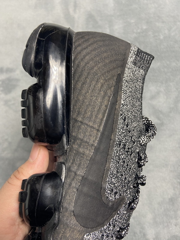 Get Nike Air VaporMax Oreo 2.0 849558-041