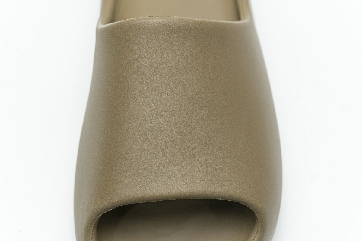 Get Yeezy Slide Core  FV8425