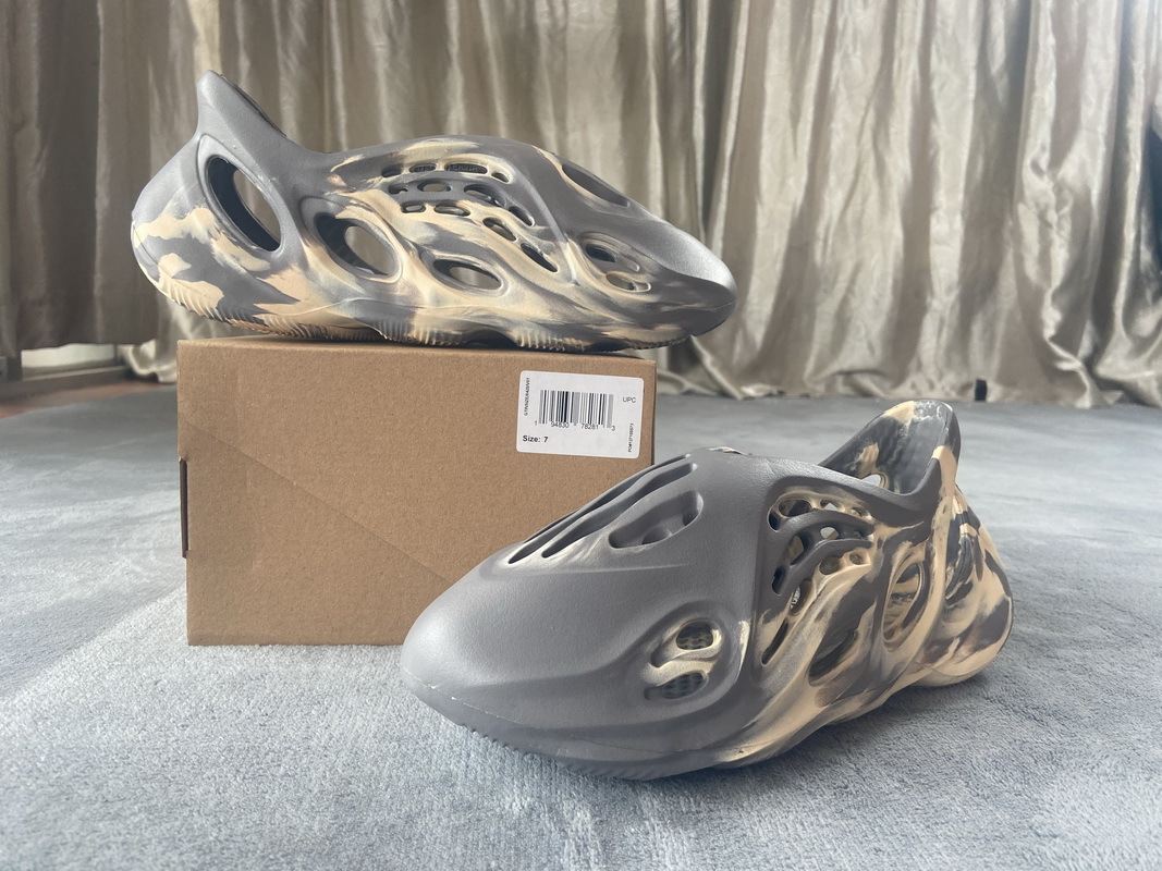 Get Yeezy Foam Runner MXT Moon Grey GV7904