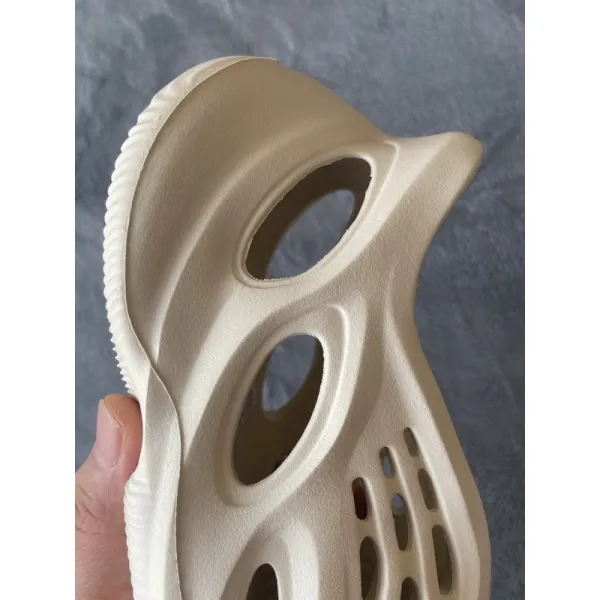 Get Yeezy Foam Runner Ararat G55486