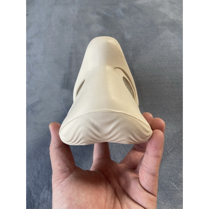 Get Yeezy Foam Runner Sand FY4567