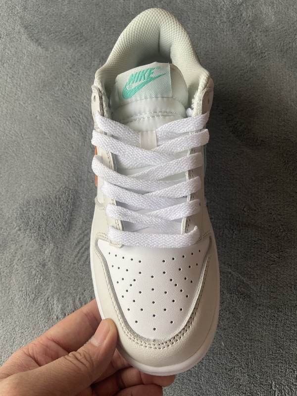 Get Nike SB Dunk Low Tropical Twist CW1590-101