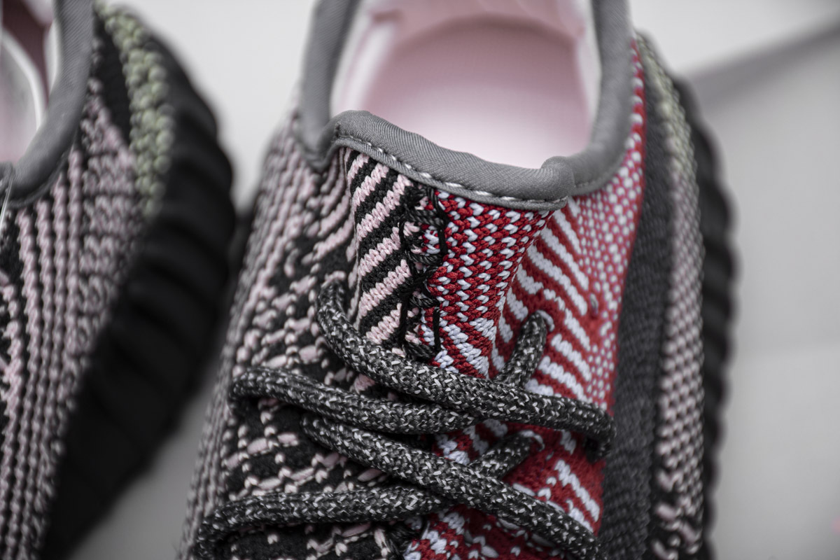 PK GOD Yeezy Boost 350 V2 Yecheil (Non-Reflective) FW5190