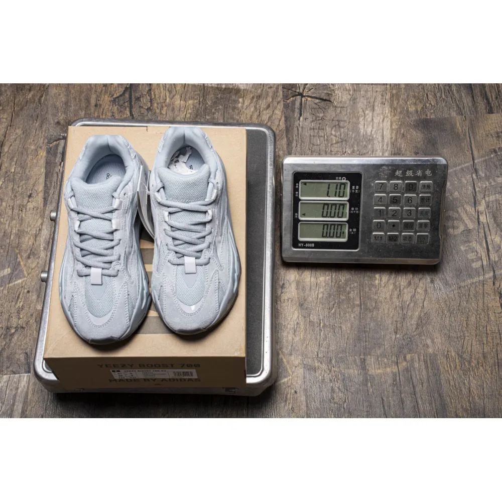 Yeezy Boost 700 V2 Hospital Blue FV8424