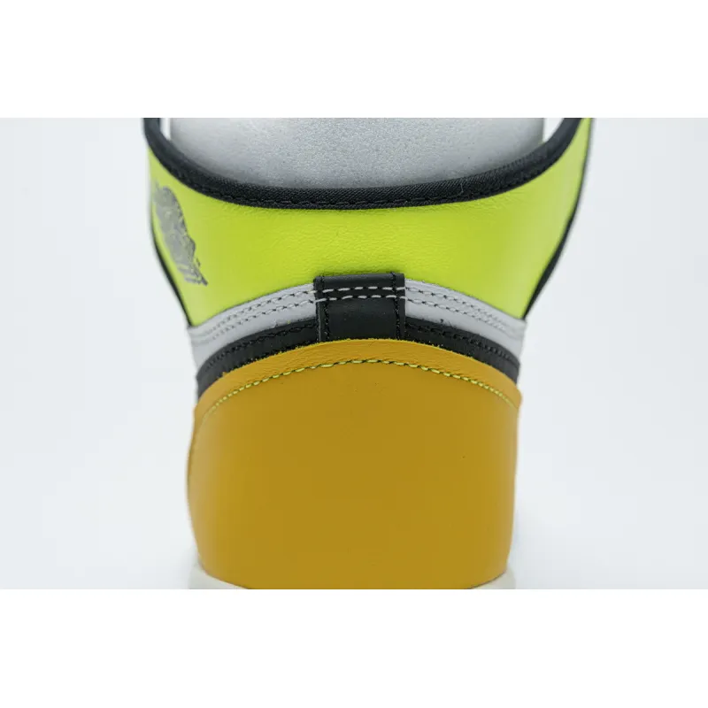 LJR Air Jordan 1 Retro High OG "Volt Gold" 555088-118
