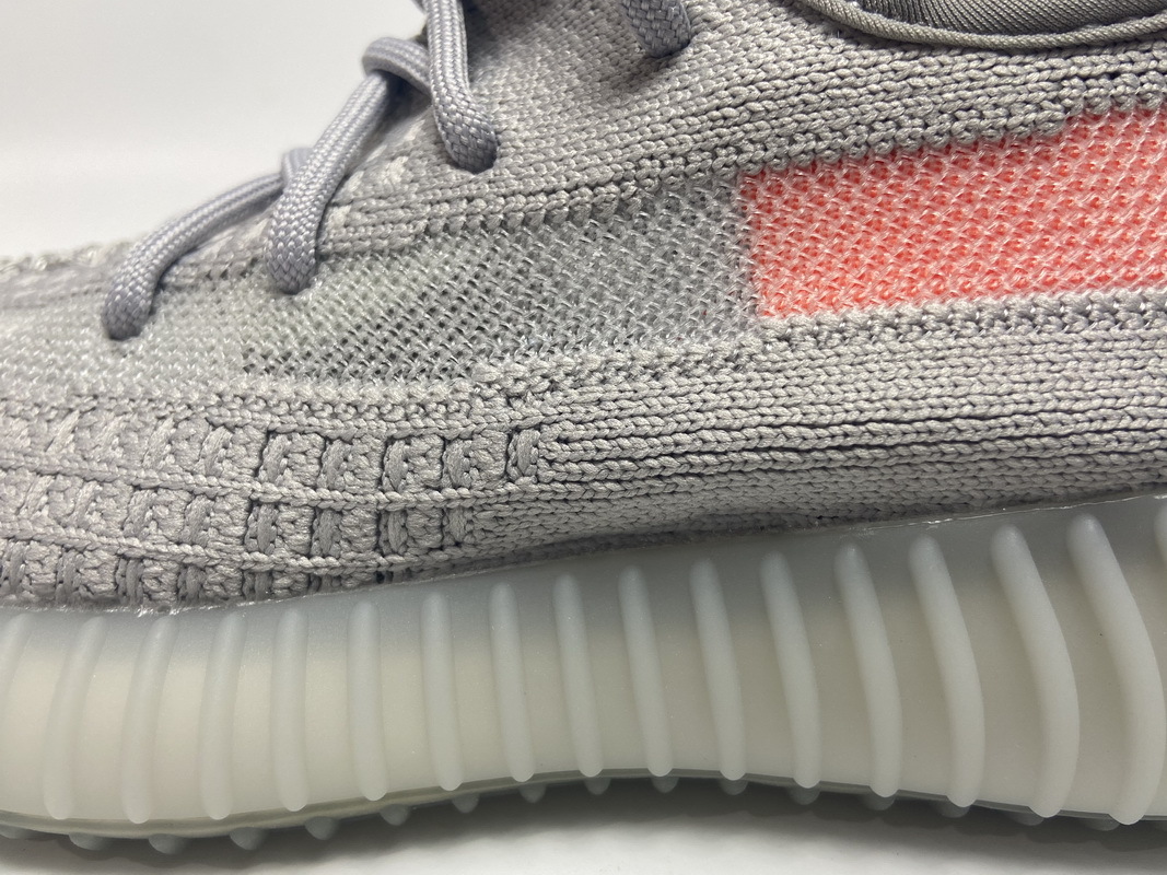 Get adidas Yeezy Boost 350 V2 Tail Light FX9017 (KID)