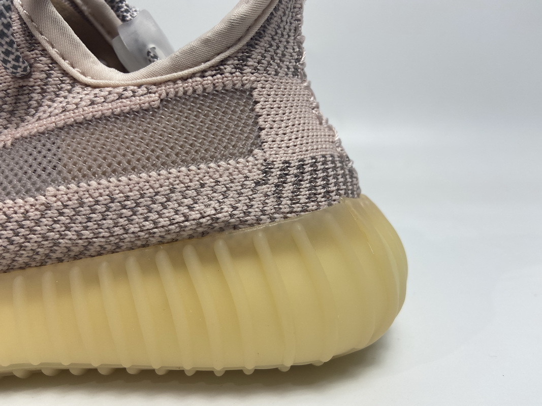 Get adidas Yeezy Boost 350 V2 Synth Reflective FV5675 (KID)