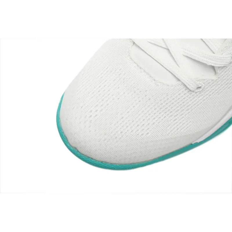 Get Nike Kobe 8 "Radiant Emerald" FQ3549-101