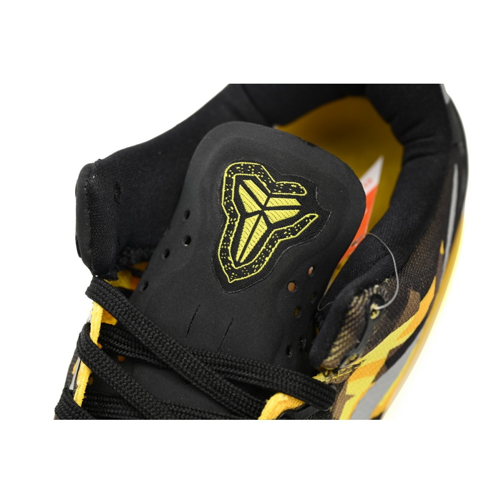 Get NIKE Kobe 8 System 555286-077