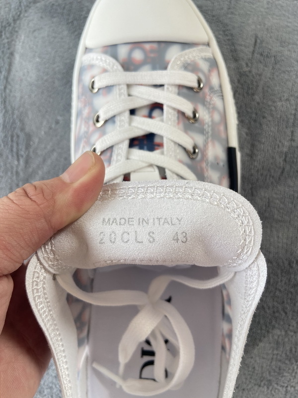 Get Dior B23 Oblique Low Top Sneakers 1