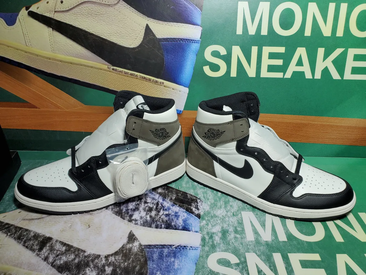 QC of Air Jordan 1 Retro High Dark Mocha 555088-105 (135$) From Monicasneakers.vip