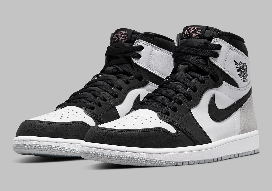 Monica Sneakers Tell You Air Jordan 1 Retro High OG "Stage Haze" Official Images
