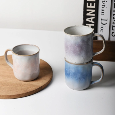 Hand-held patterned mug 02