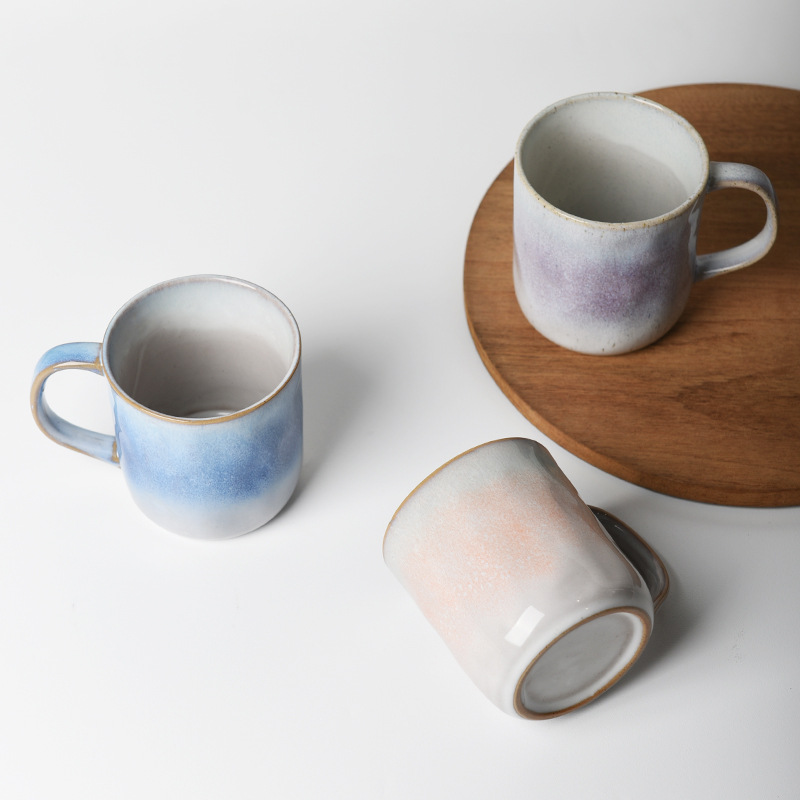 Hand-held patterned mug