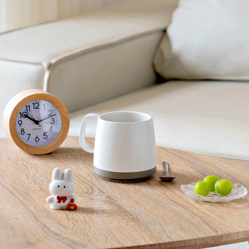 Vintage Ceramic Coffee Mug with Handle – Large Capacity White Breakfast Cup for Milk, Oatmeal & Tea