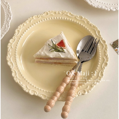Retro French dessert plate ins style tableware plate high-end dinner plate ceramic dish plate cream style cake plate 01