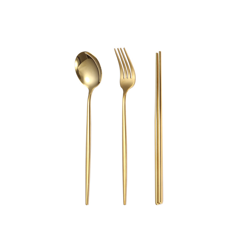 Three piece portable cutlery set for student picnics, convenient chopstick and spoon set