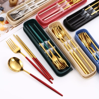 Three piece portable cutlery set for student picnics, convenient chopstick and spoon set 02