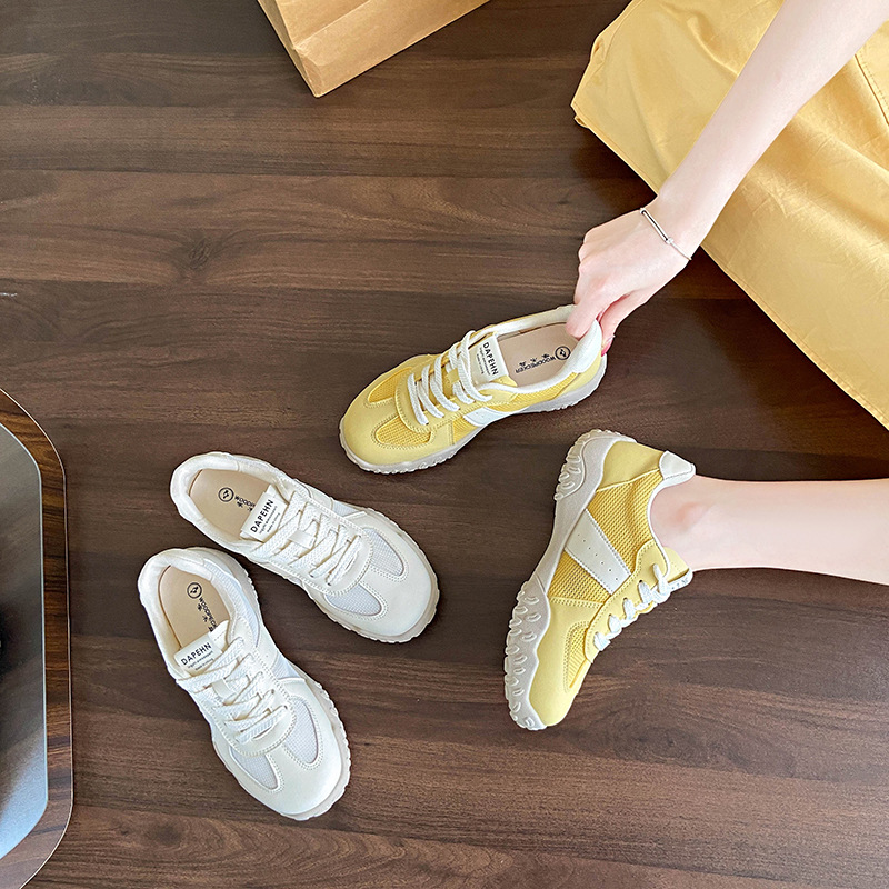 Women Soft Leather Retro Running Shoes Comfortable Casual Trainers