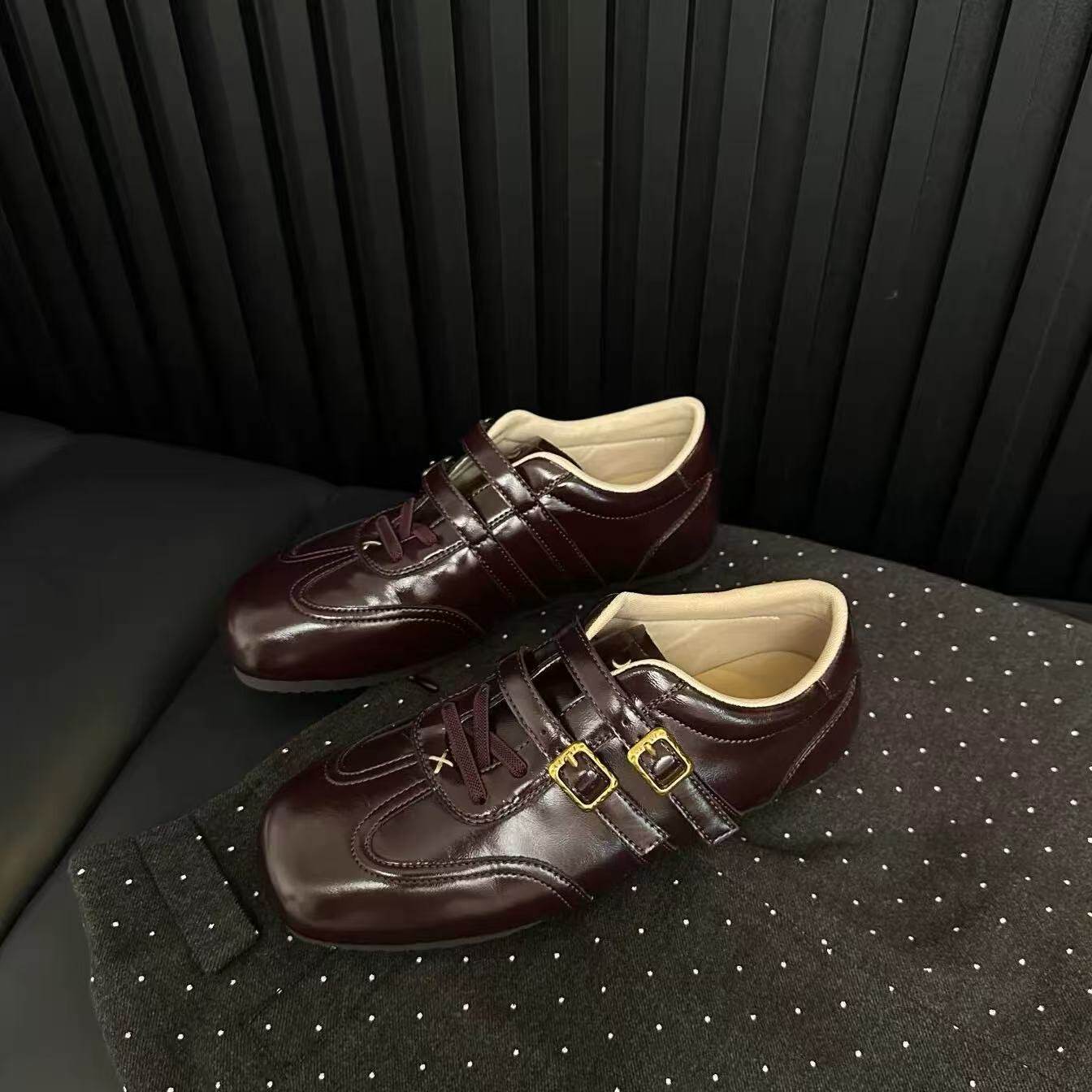 Women's Retro Leather Flats, Casual Round Toe Buckle Strap Lace-Up Shoes, Comfortable Low-Top Walking Sneakers