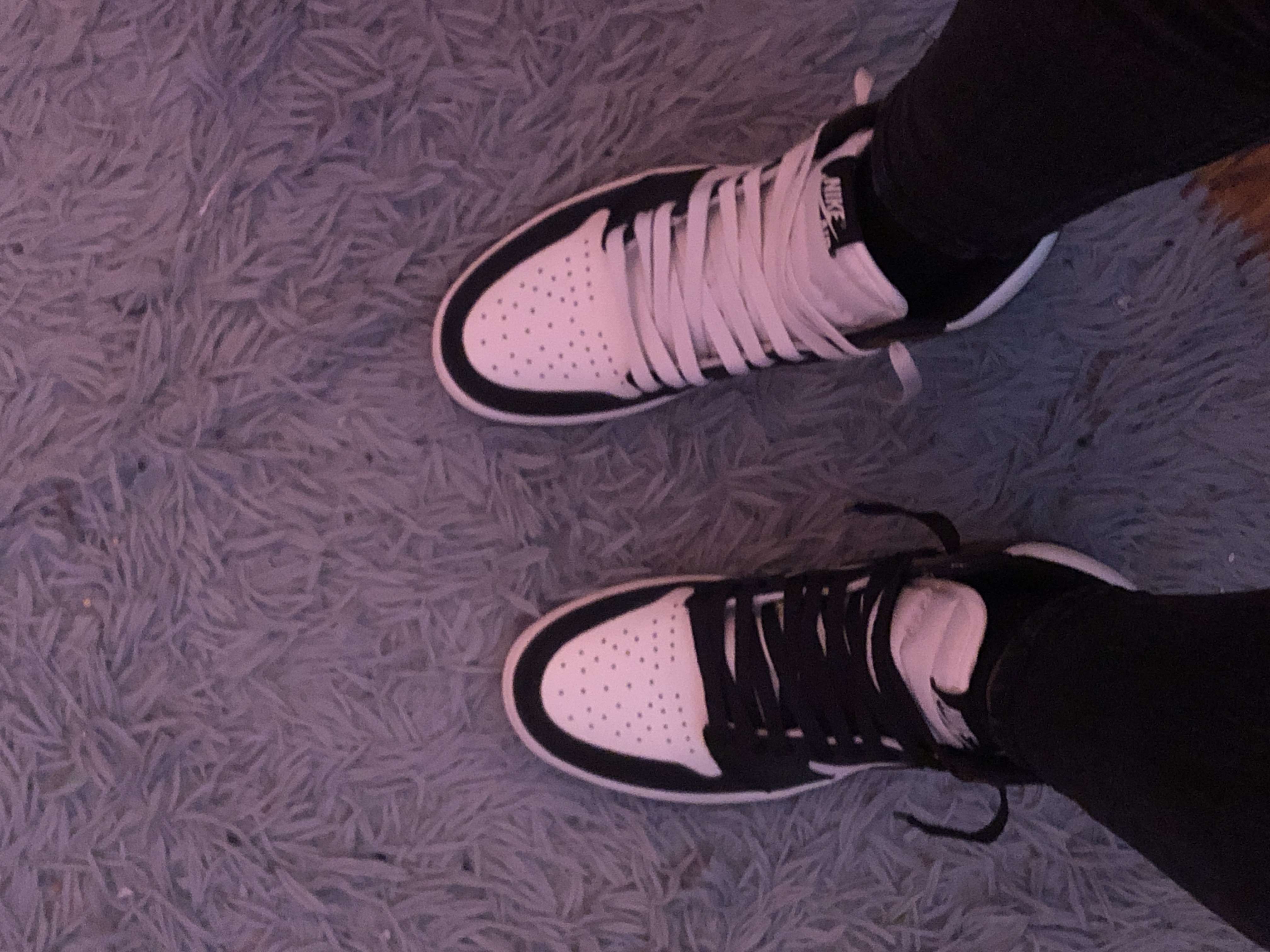 GET  Jordan 1 Retro High Dark Mocha,555088-105 review 1