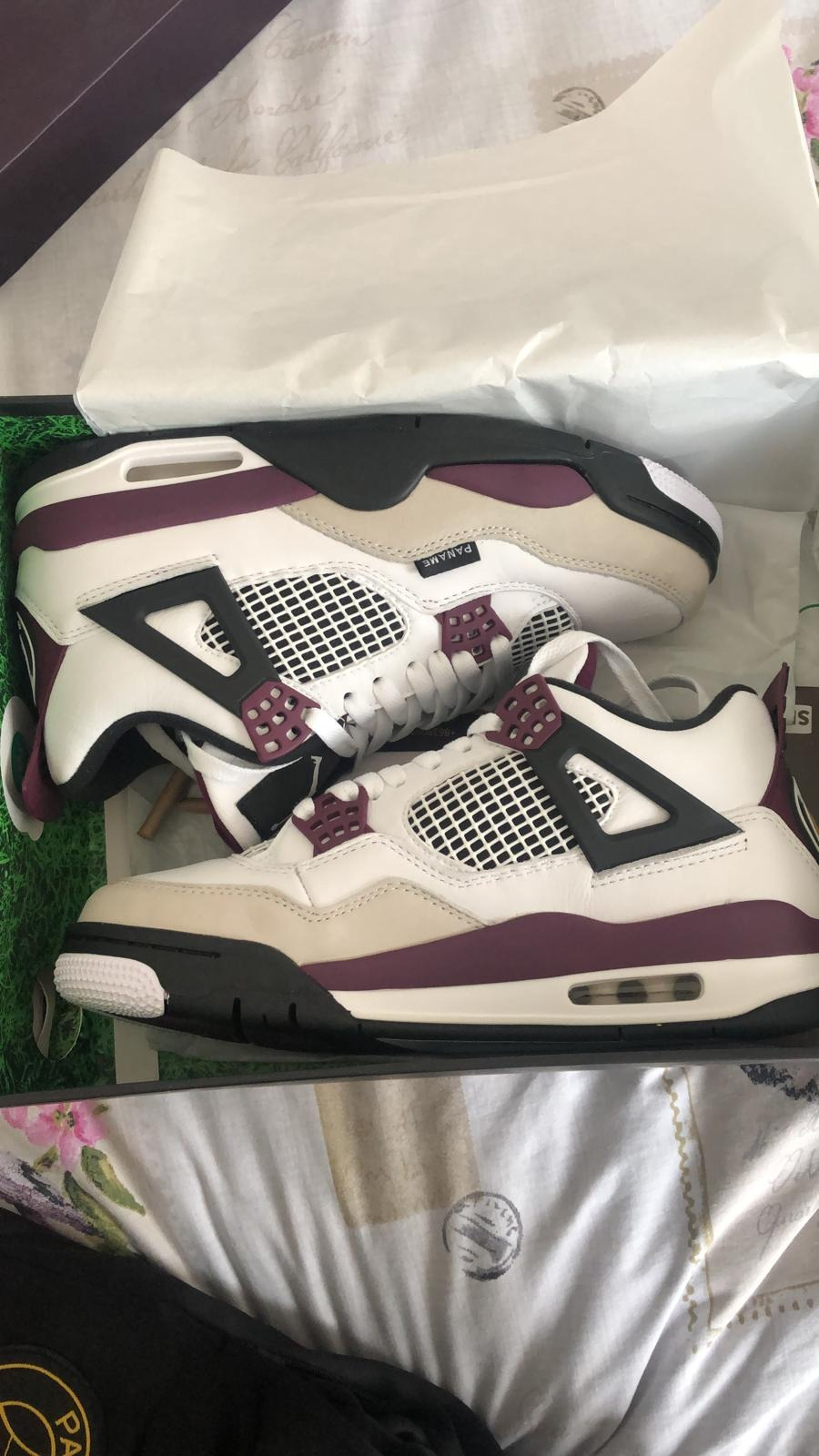 PKGoden  Jordan 4 Retro PSG Paris Saint-Germain,  CZ5624-100 review 0