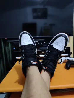 PKGoden Jordan 1 Retro High Electro Orange 555088-180 review Wilfred 03