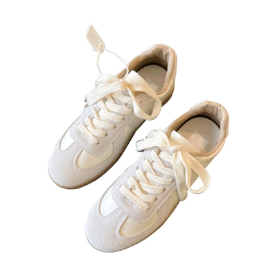 2026 Minimalist Luxury Women's Sneakers – Genuine Leather Flat Casual Shoes, Small-Batch Designer Footwear 01