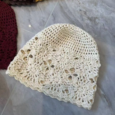 2025 Women's Japanese-Style Open-Knit Slouchy Hat – Lightweight Spring Summer Beanie with Removable Floral Accent 01