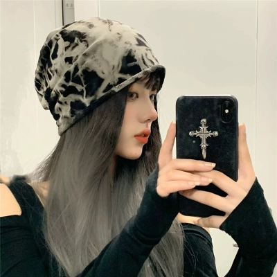 2025 Women's Japanese-Style Slouchy Beanie – Lightweight Dark Tie-Dye Knit Hat, Cool Minimalist Spring Summer 02