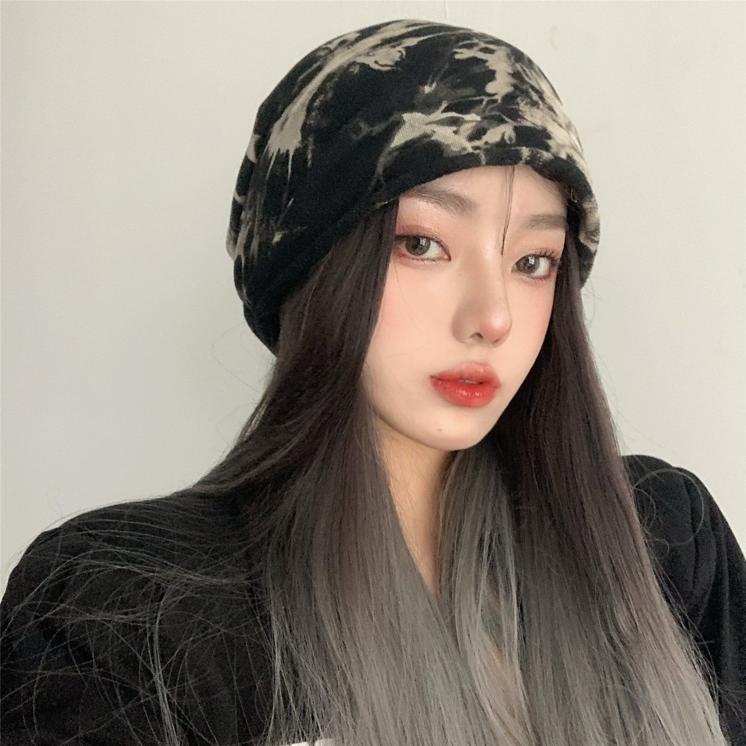 2025 Women's Japanese-Style Slouchy Beanie – Lightweight Dark Tie-Dye Knit Hat, Cool Minimalist Spring Summer